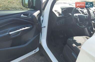 Внедорожник / Кроссовер Ford Kuga 2015 в 