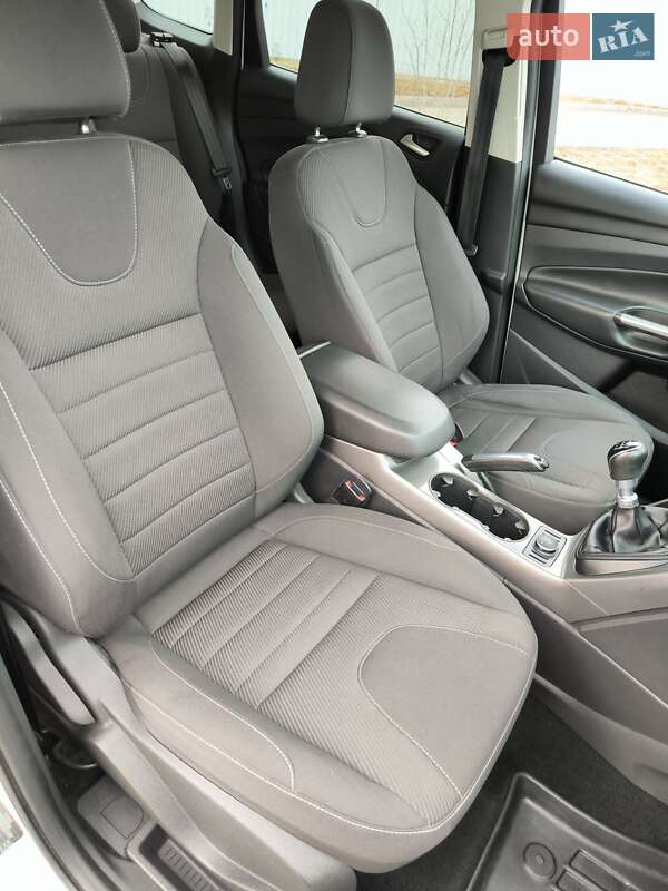 Позашляховик / Кросовер Ford Kuga 2016 в Вінниці фото 52 Позашляховик / Кросовер Ford Kuga 2016 в Вінниці