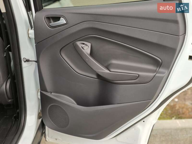 Позашляховик / Кросовер Ford Kuga 2016 в Вінниці фото 78 Позашляховик / Кросовер Ford Kuga 2016 в Вінниці