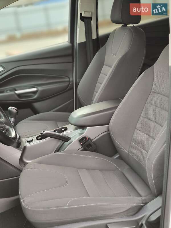 Позашляховик / Кросовер Ford Kuga 2016 в Вінниці фото 70 Позашляховик / Кросовер Ford Kuga 2016 в Вінниці