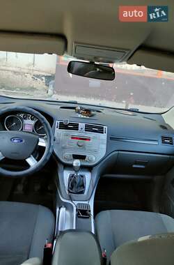 Внедорожник / Кроссовер Ford Kuga 2012 в Кривом Роге