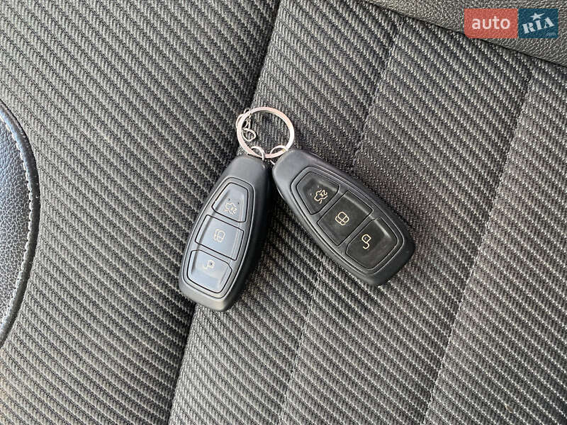 Внедорожник / Кроссовер Ford Kuga 2013 в Меденичах фото 29 Внедорожник / Кроссовер Ford Kuga 2013 в Меденичах