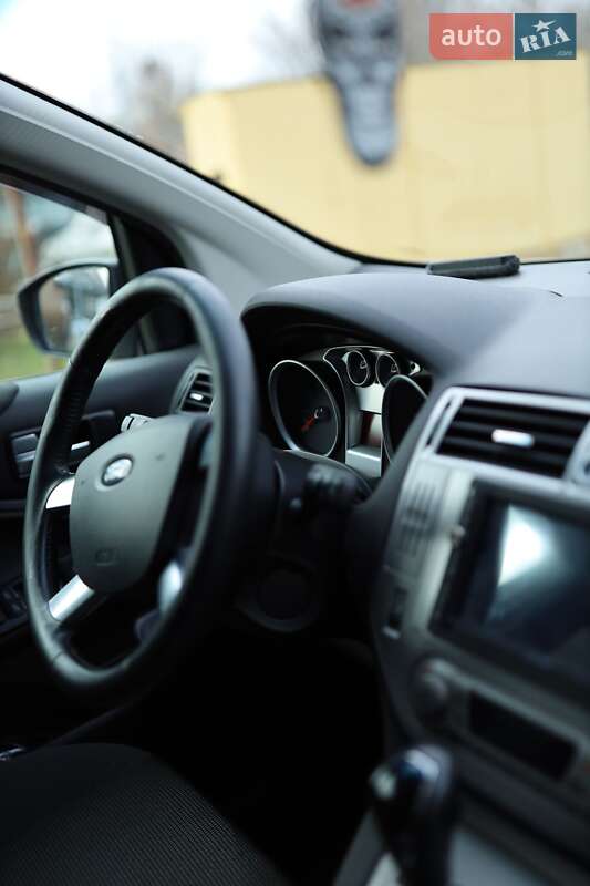 Внедорожник / Кроссовер Ford Kuga 2011 в Днепре