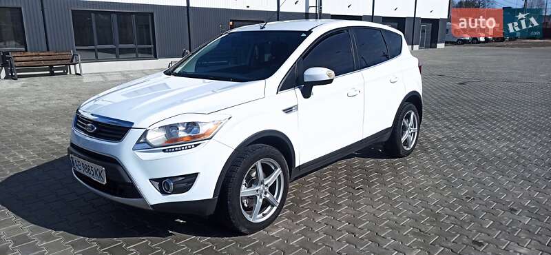 Внедорожник / Кроссовер Ford Kuga 2010 в Могилев-Подольске
