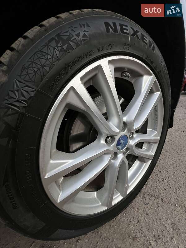 Внедорожник / Кроссовер Ford Kuga 2014 в Чернигове