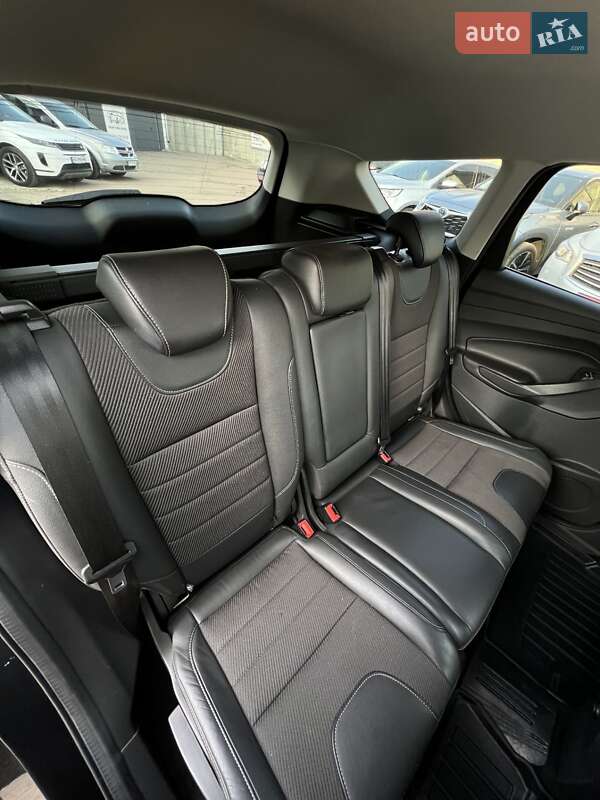 Внедорожник / Кроссовер Ford Kuga 2014 в Чернигове