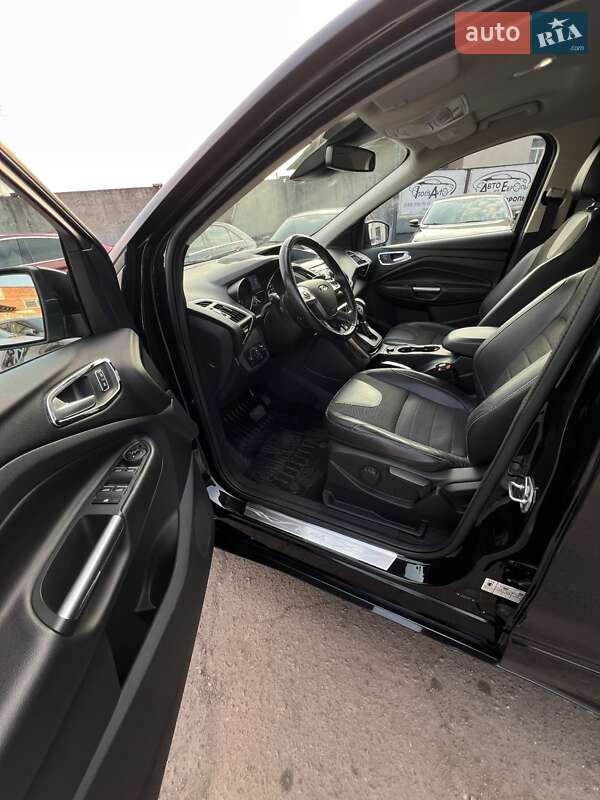 Внедорожник / Кроссовер Ford Kuga 2014 в Чернигове