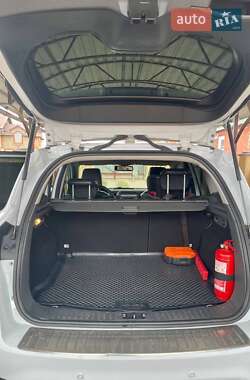 Внедорожник / Кроссовер Ford Kuga 2012 в 