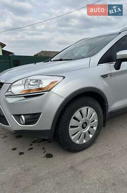 Внедорожник / Кроссовер Ford Kuga 2011 в 