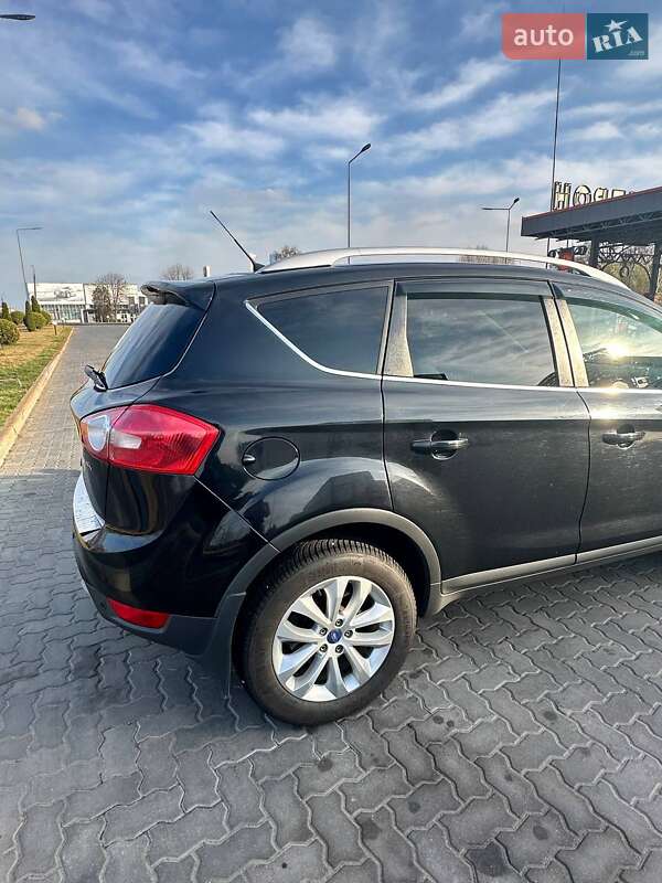 Внедорожник / Кроссовер Ford Kuga 2012 в Черкассах