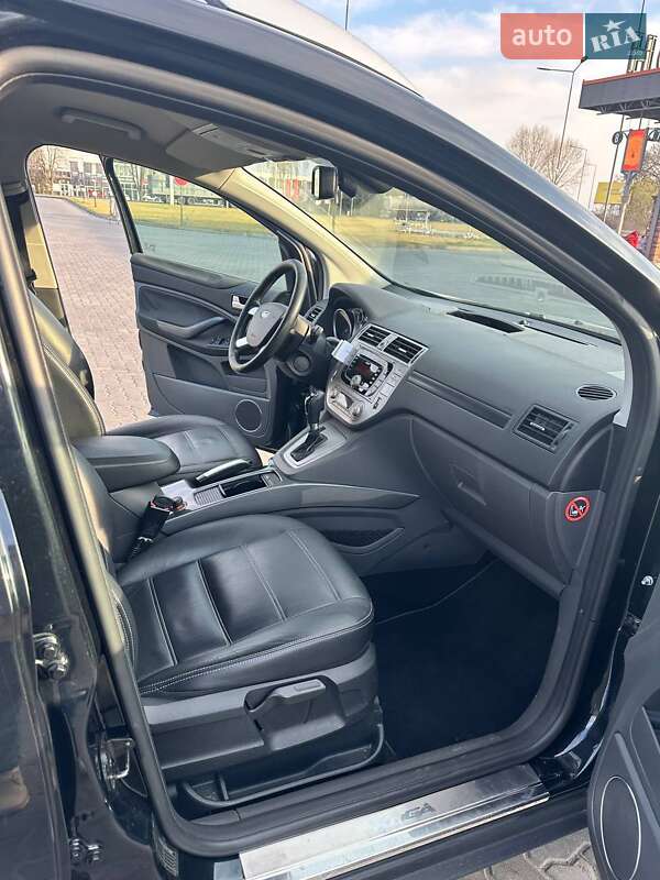 Внедорожник / Кроссовер Ford Kuga 2012 в Черкассах