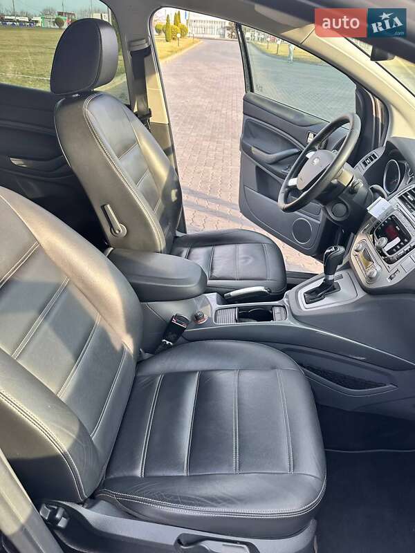 Внедорожник / Кроссовер Ford Kuga 2012 в Черкассах