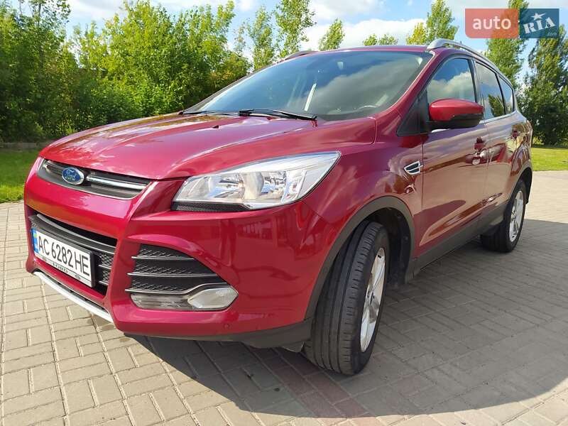 Внедорожник / Кроссовер Ford Kuga 2015 в Нововолынске фото 12 Внедорожник / Кроссовер Ford Kuga 2015 в Нововолынске