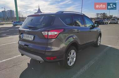 Внедорожник / Кроссовер Ford Kuga 2019 в 