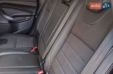 Внедорожник / Кроссовер Ford Kuga 2013 в 