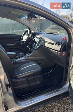 Внедорожник / Кроссовер Ford Kuga 2009 в 