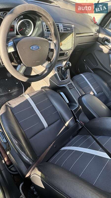 Позашляховик / Кросовер Ford Kuga 2009 в Яворові