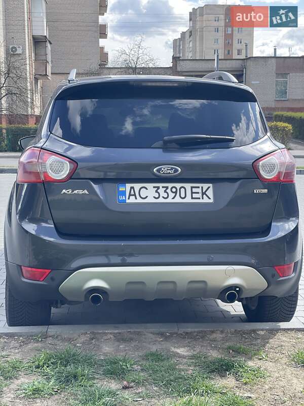Внедорожник / Кроссовер Ford Kuga 2010 в Луцке