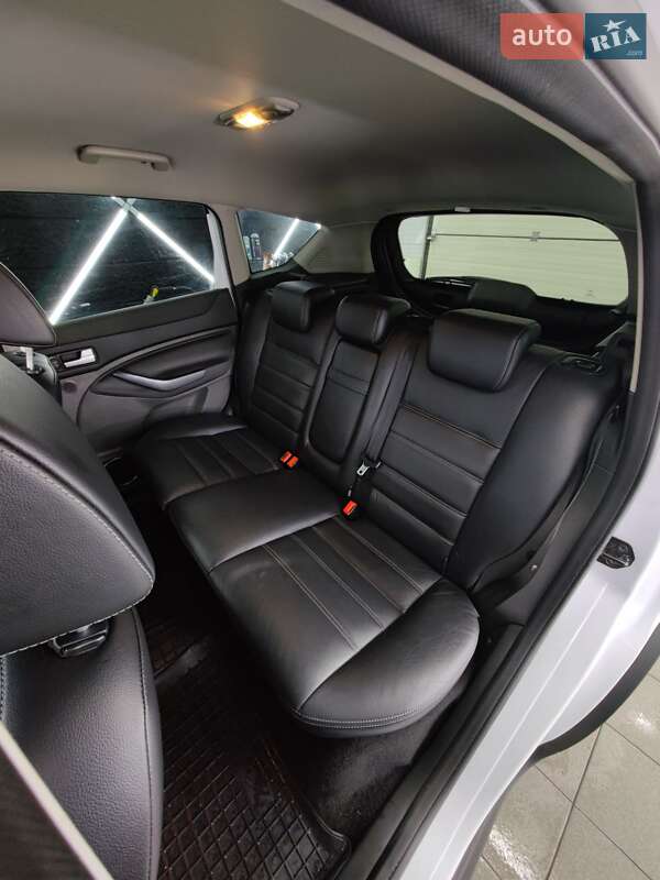 Позашляховик / Кросовер Ford Kuga 2011 в Дніпрі