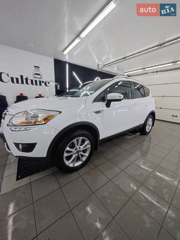 Позашляховик / Кросовер Ford Kuga 2011 в Дніпрі
