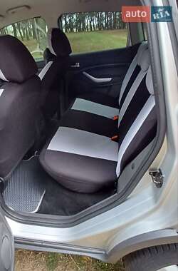 Позашляховик / Кросовер Ford Kuga 2010 в 