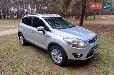 Позашляховик / Кросовер Ford Kuga 2010 в 