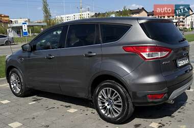 Внедорожник / Кроссовер Ford Kuga 2013 в 