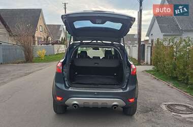 Внедорожник / Кроссовер Ford Kuga 2011 в 