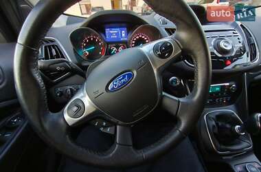 Внедорожник / Кроссовер Ford Kuga 2014 в 