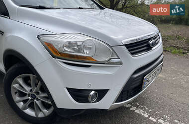 Внедорожник / Кроссовер Ford Kuga 2010 в 