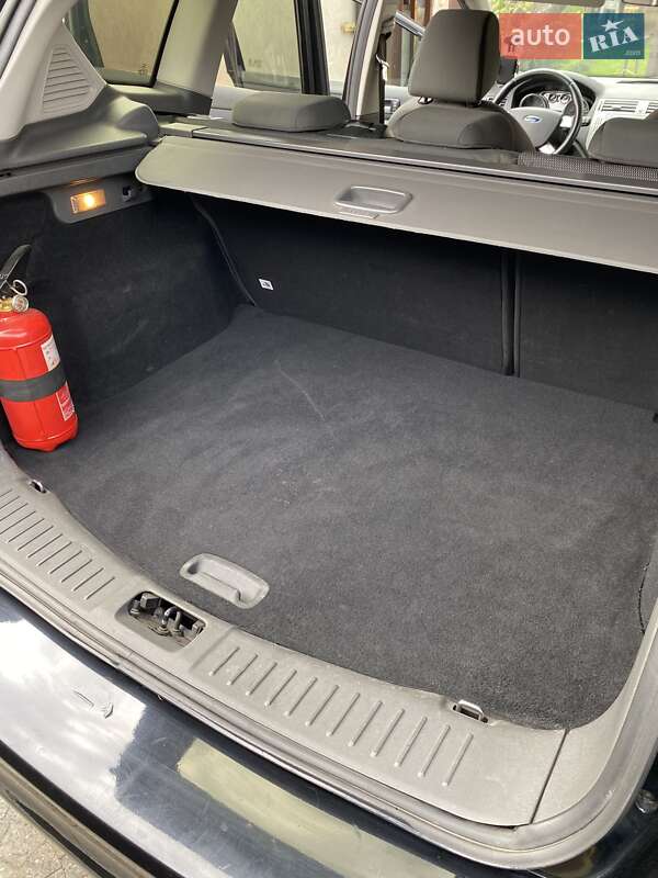 Внедорожник / Кроссовер Ford Kuga 2008 в Вышгороде