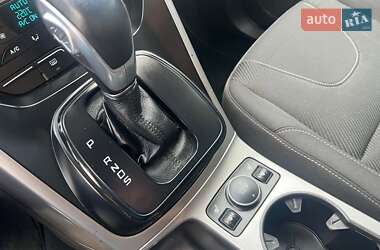 Внедорожник / Кроссовер Ford Kuga 2013 в 