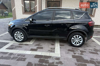 Внедорожник / Кроссовер Ford Kuga 2009 в 