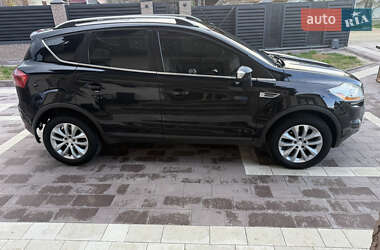 Внедорожник / Кроссовер Ford Kuga 2009 в 