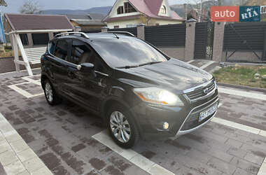 Внедорожник / Кроссовер Ford Kuga 2009 в 