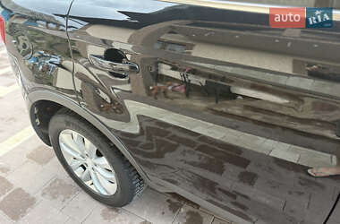 Внедорожник / Кроссовер Ford Kuga 2009 в 