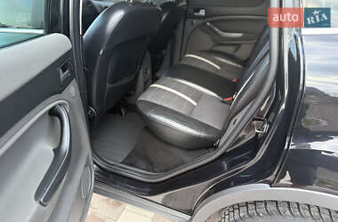 Внедорожник / Кроссовер Ford Kuga 2009 в 