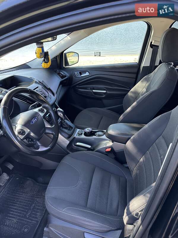 Внедорожник / Кроссовер Ford Kuga 2013 в Днепре фото 5 Внедорожник / Кроссовер Ford Kuga 2013 в Днепре