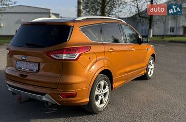 Внедорожник / Кроссовер Ford Kuga 2014 в 