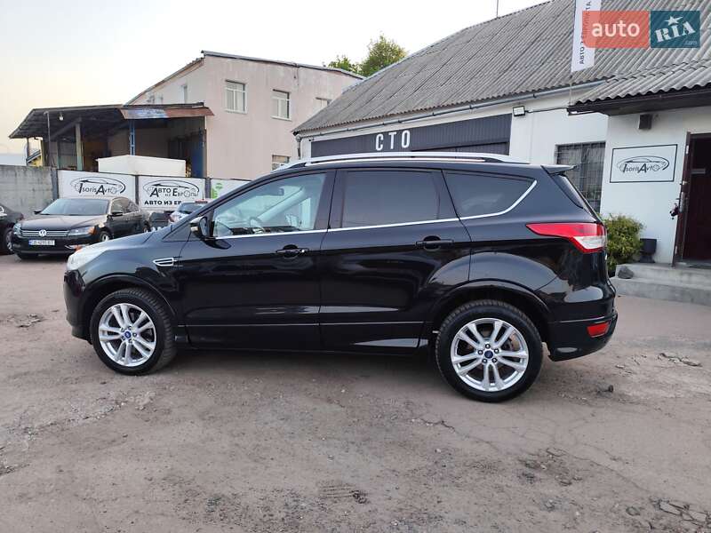 Внедорожник / Кроссовер Ford Kuga 2014 в Чернигове