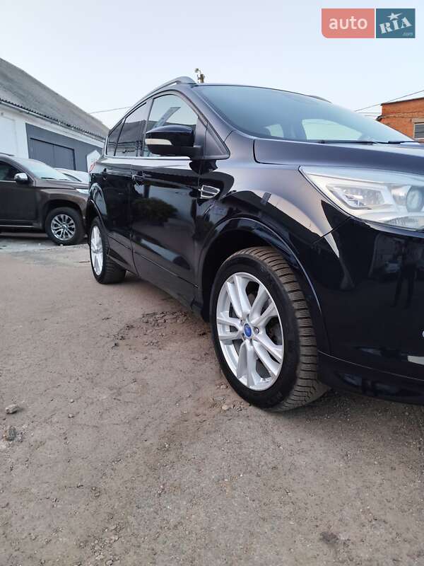 Внедорожник / Кроссовер Ford Kuga 2014 в Чернигове
