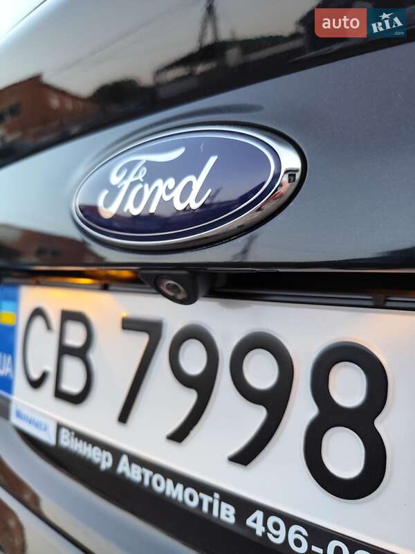 Внедорожник / Кроссовер Ford Kuga 2014 в Чернигове
