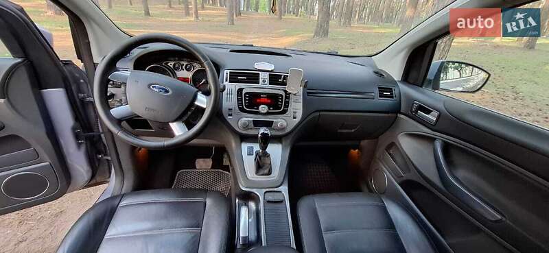 Внедорожник / Кроссовер Ford Kuga 2011 в Ахтырке