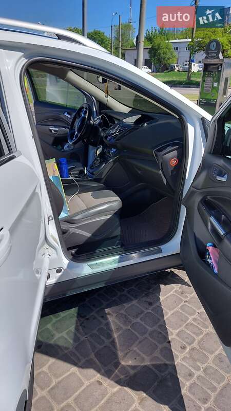 Позашляховик / Кросовер Ford Kuga 2013 в Харкові