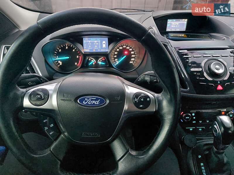 Позашляховик / Кросовер Ford Kuga 2013 в Харкові