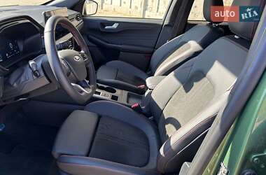 Внедорожник / Кроссовер Ford Kuga 2024 в 