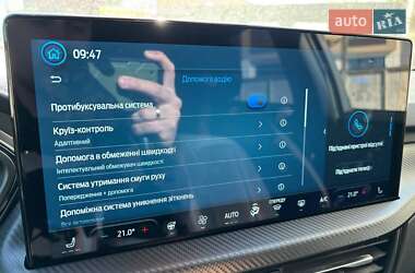 Внедорожник / Кроссовер Ford Kuga 2024 в 