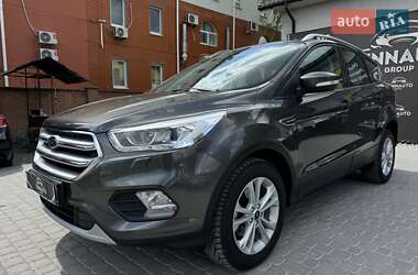 Внедорожник / Кроссовер Ford Kuga 2019 в 