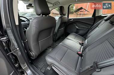 Внедорожник / Кроссовер Ford Kuga 2019 в 
