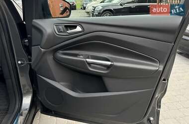 Внедорожник / Кроссовер Ford Kuga 2019 в 